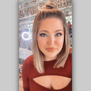 Meet your Posher, Erin